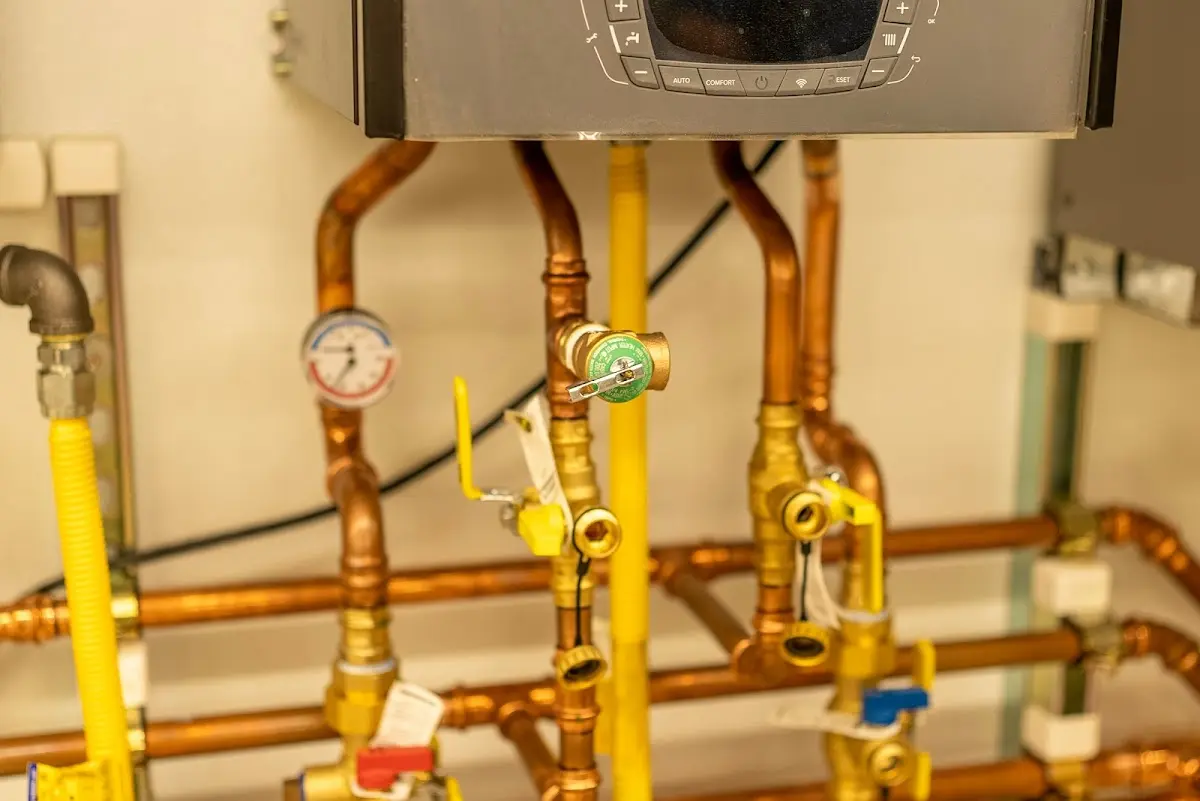 Licensed technician providing Slab Leak Repair for a homeowner in Pullman